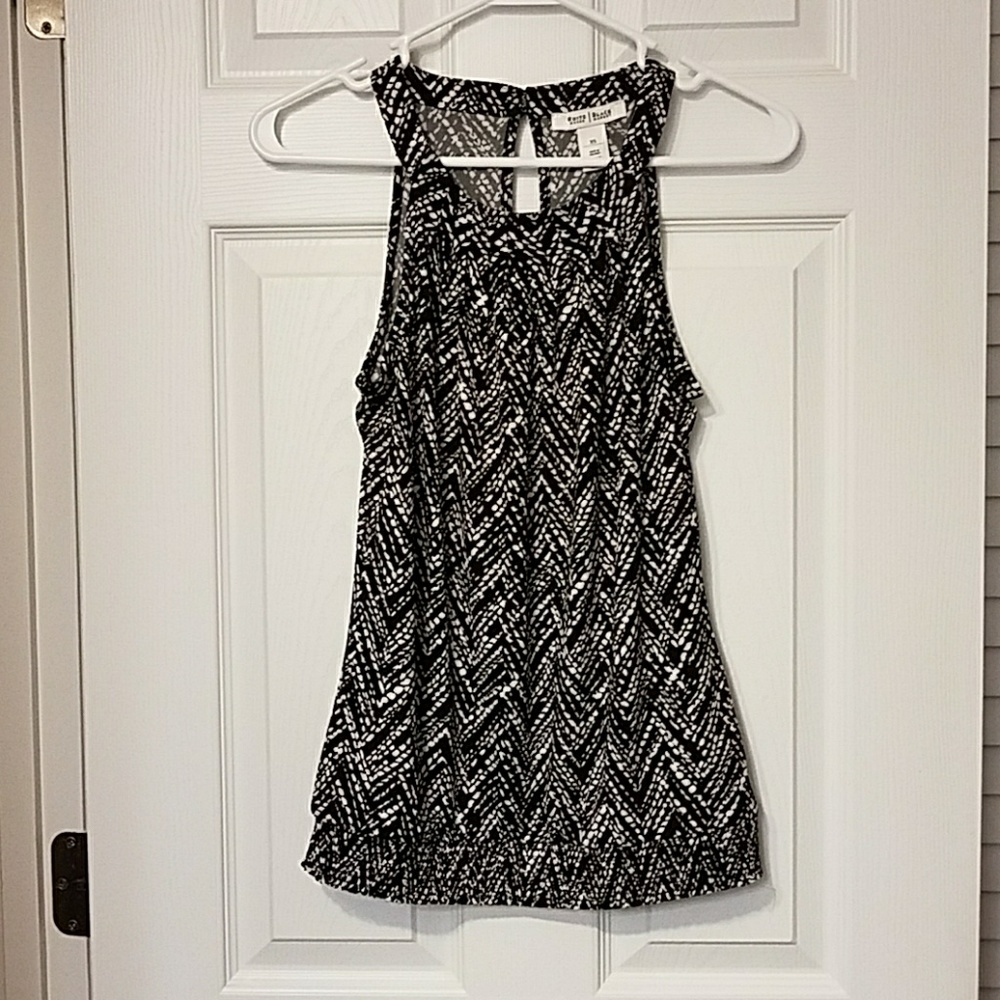 NEW!!! WHBM black and white sleeveless top
